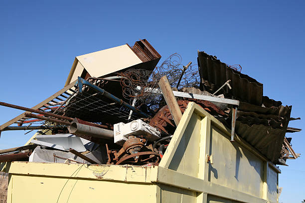 Debris Removal in Oak Hills Place, LA